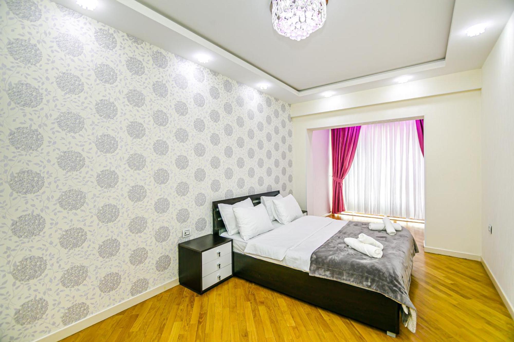 Park Azure Vip Apartment By Baku Housing Dış mekan fotoğraf